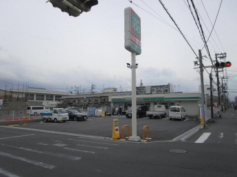 ローソンストア１００住道矢田二丁目店まで400m