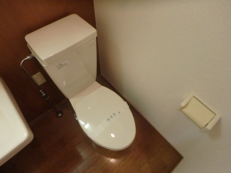 ゆったりとした空間のトイレです