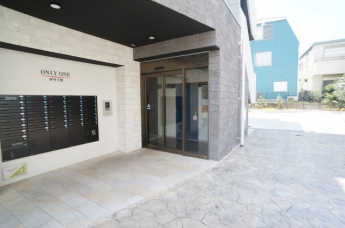 【エントランス】