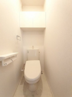 清潔感のあるトイレです