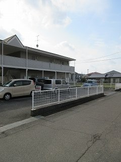 駐車場に車を止められます