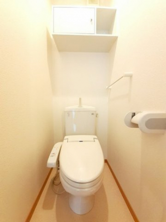 ゆったりとした空間のトイレです