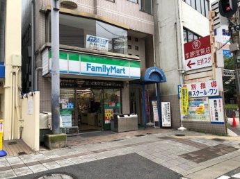 ファミリーマート　浜大津駅前店まで400m