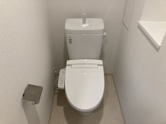 ゆったりとした空間のトイレです