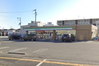 ファミリーマート岸和田並松店まで678m