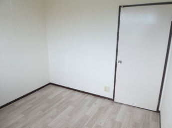 【寝室】