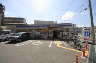 ローソン　北田辺２丁目店まで180m