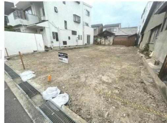 更地　整形地　南向き　建築条件なし売り土地