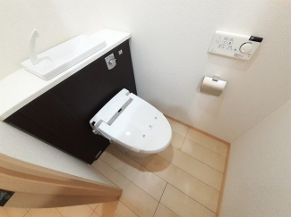 シンプルで使いやすいトイレです