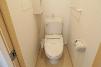 シンプルで使いやすいトイレです