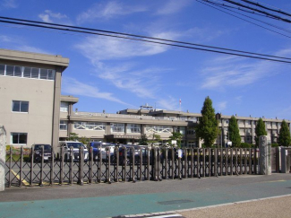 守山市立河西小学校まで1810m