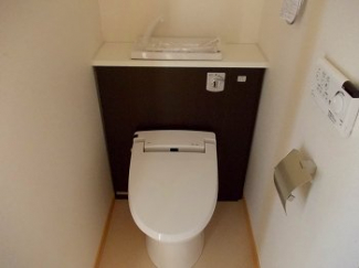 シンプルで使いやすいトイレです