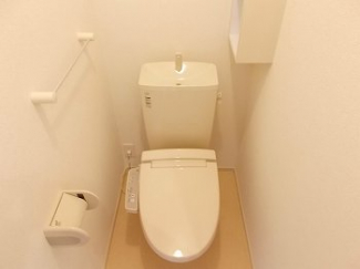 清潔感のあるトイレです