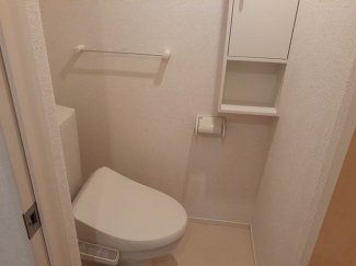 ゆったりとした空間のトイレです