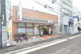 セブンイレブン　梅田スカイビル東店まで250m