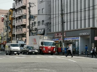 ローソンＨＢ阪神西九条店まで259m