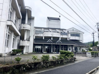 今治市立玉川中学校まで2501m