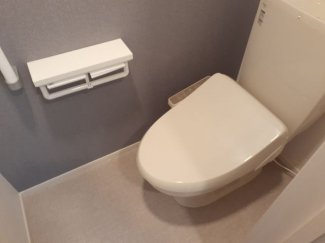 清潔感のあるトイレです