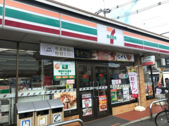 セブンイレブン堺八田北町店まで183m