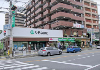 りそな銀行柏原支店国分出張所まで80m