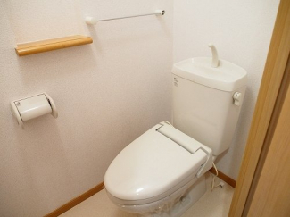 ゆったりとした空間のトイレです