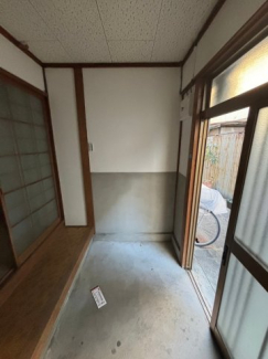 【玄関】