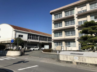 松山市立南第二中学校まで1230m