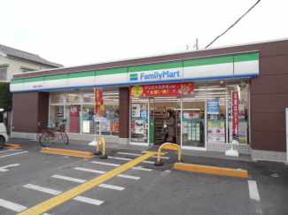 ファミリーマート高槻天川新町店まで71m