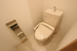 コンパクトで使いやすいトイレです