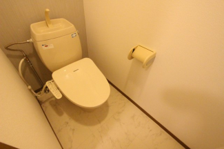 シンプルで使いやすいトイレです