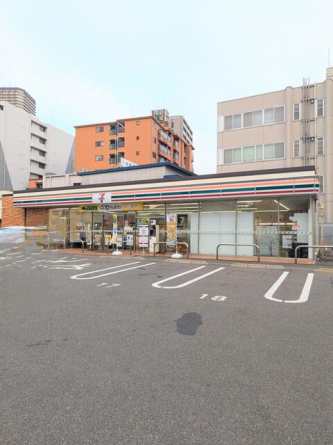 セブンイレブン大阪川口２丁目店まで220m