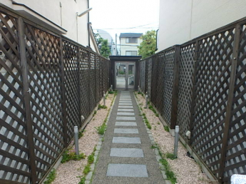 【エントランス】
