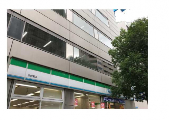 ファミリーマート 京町堀店まで200m