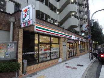 セブンイレブン 大阪西本町２丁目店まで28m