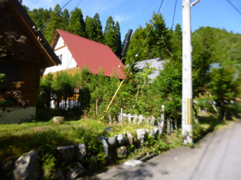 【前面道路含む現地写真】