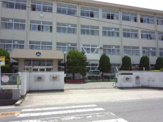 加古川市立氷丘中学校まで1177m