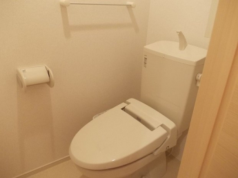 シンプルで使いやすいトイレです