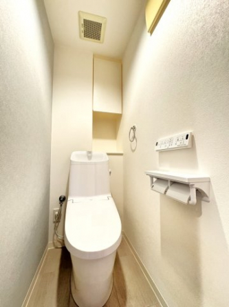 温水洗浄便座付きトイレ新調