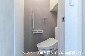 シンプルで使いやすいトイレです