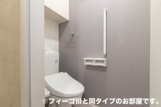 コンパクトで使いやすいトイレです