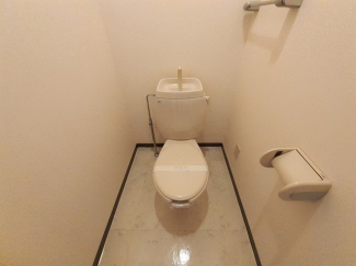 コンパクトで使いやすいトイレです