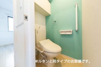 コンパクトで使いやすいトイレです