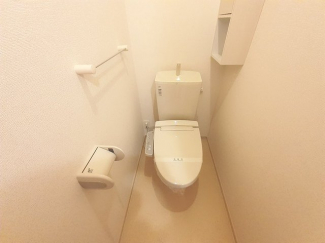 ゆったりとした空間のトイレです