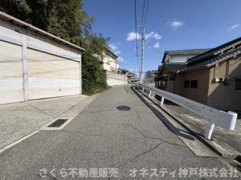 前面道路、公道幅員約4.5ｍ