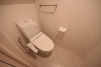 コンパクトで使いやすいトイレです