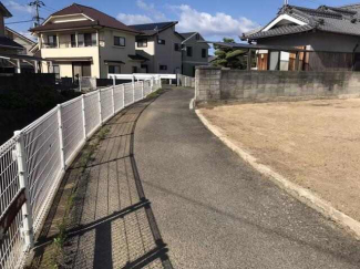 南側道路（河川管理道）