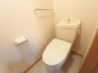 シンプルで使いやすいトイレです