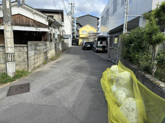 東側道路