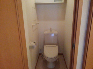 シンプルで使いやすいトイレです