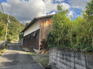 伊予郡砥部町千足の売地の画像